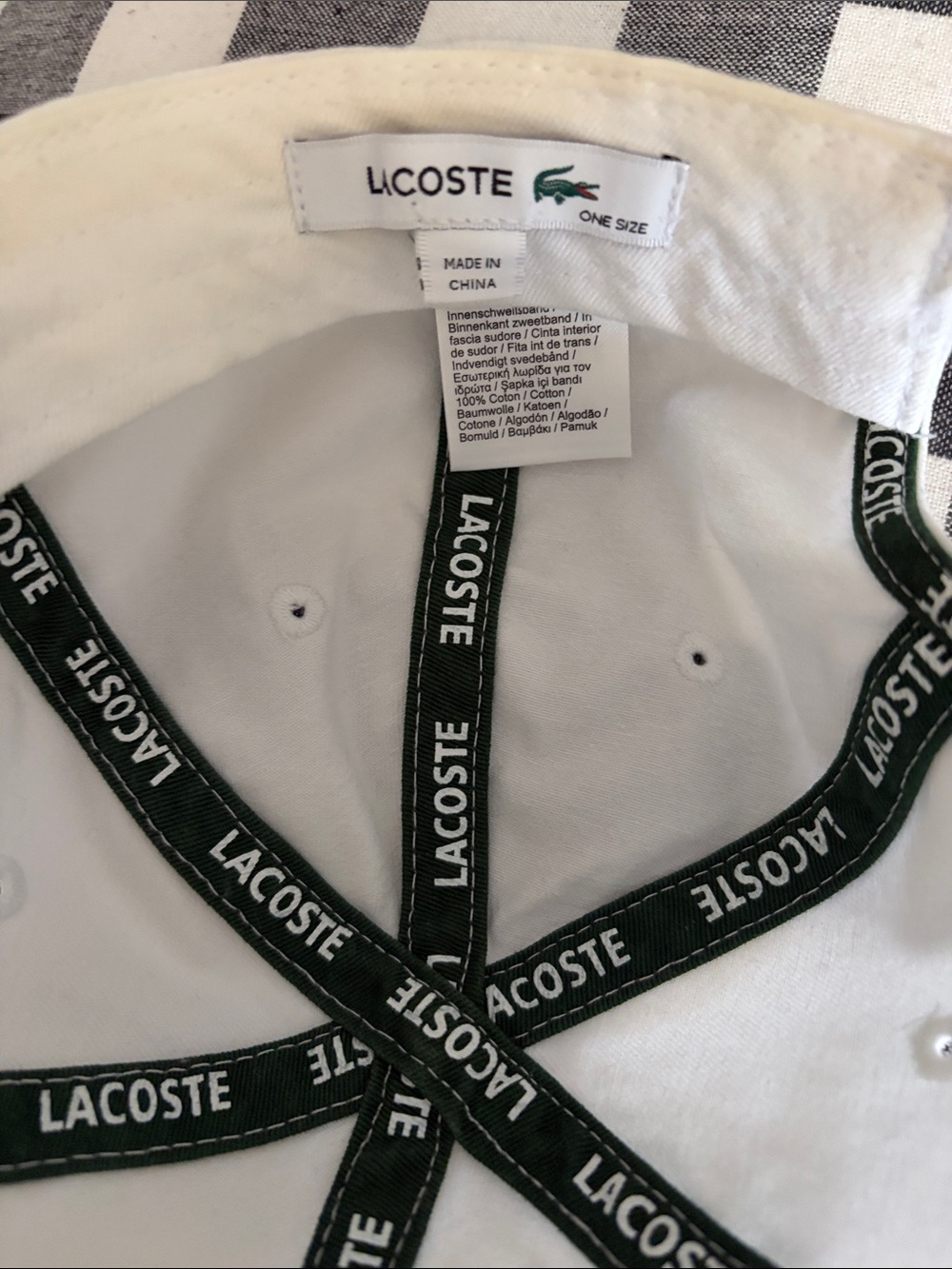 Lacoste White Cap with Green Crocodile and Red Detail - Picture 4 of 5